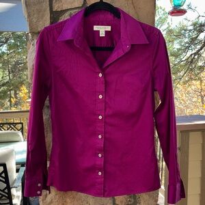 Banana Republic Size 6 Magenta Non-Iron Fitted Long Sleeve Button-Down Shirt